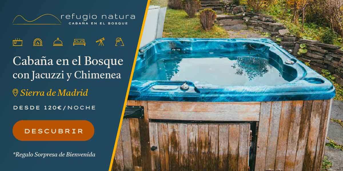 Jacuzzi de calidad en el exterior de unas bonitas cabañas en el bosque