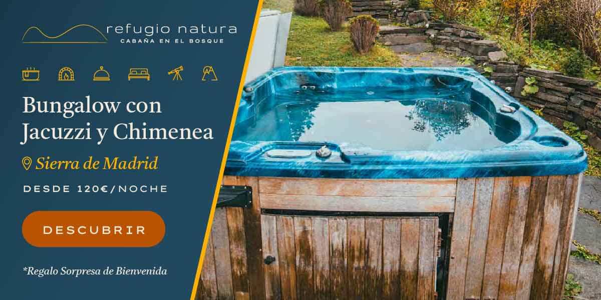 Un exclusivo jacuzzi al aire libre en los alrededores de unos bungalows en Madrid